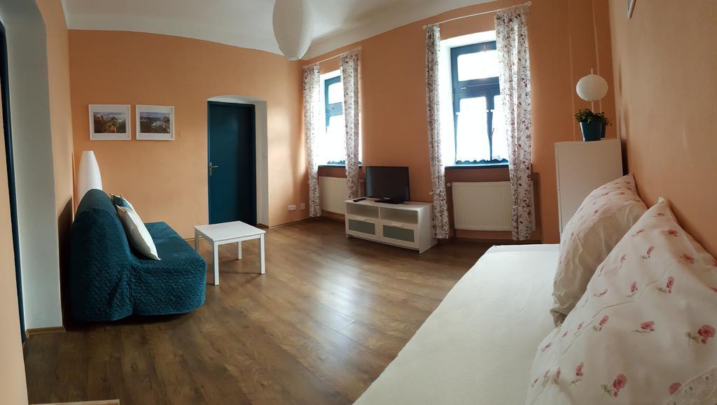 Apartment Jakubske Namesti Ceska Kamenice Exterior foto