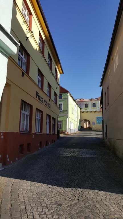 Apartment Jakubske Namesti Ceska Kamenice Exterior foto