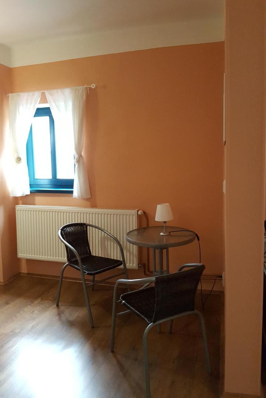 Apartment Jakubske Namesti Ceska Kamenice Exterior foto