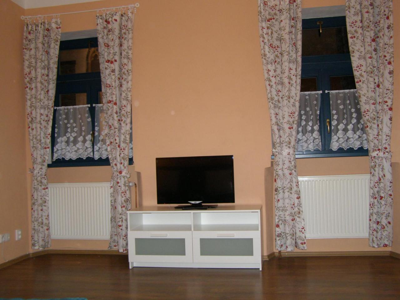 Apartment Jakubske Namesti Ceska Kamenice Exterior foto